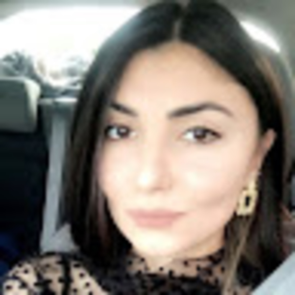 Meet your Posher, Tuğba
